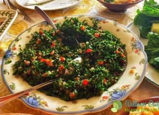 Classic Tabbouleh Salad Recipe (A Super Healthy World Dish) Classic-tabbouleh-parsley-salad